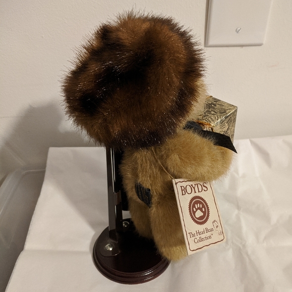 Boyd's Bear Born to Shop Bear with Stand - Picture 7 of 7